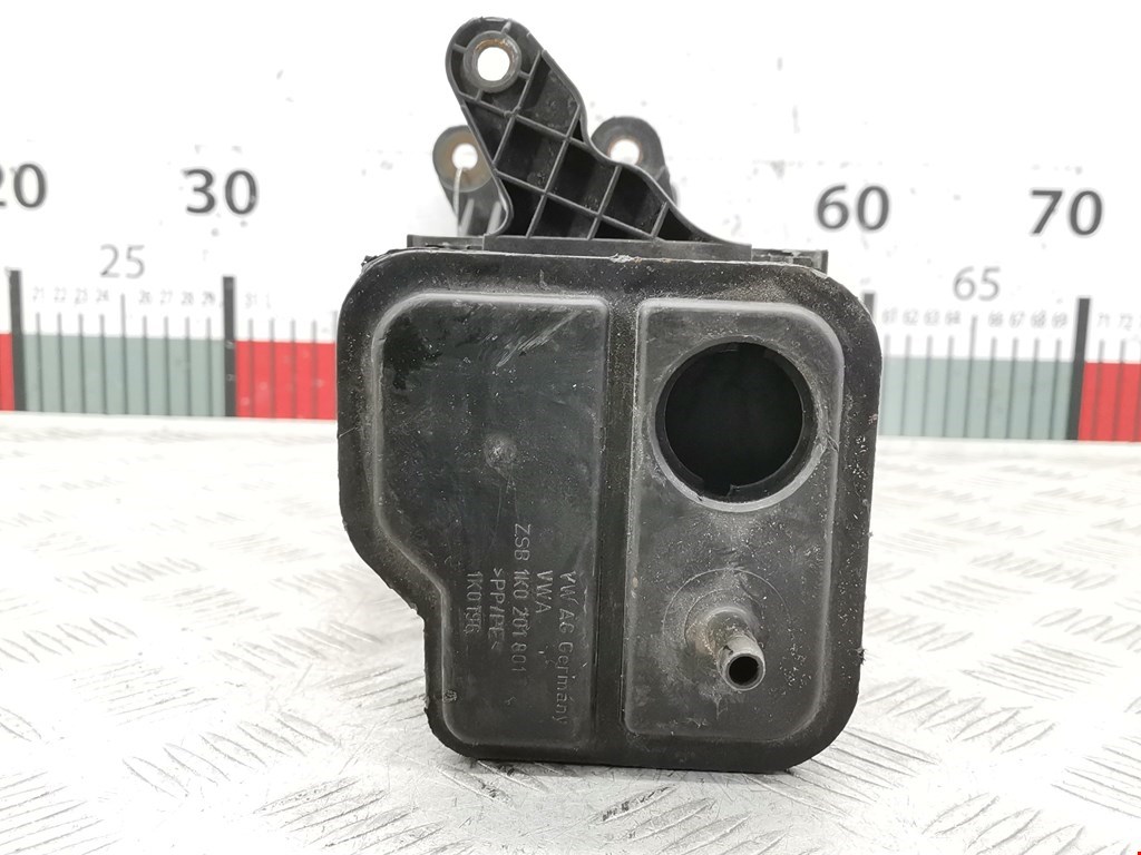 фильтр паров топлива Volkswagen Golf 5 (2003-2008)