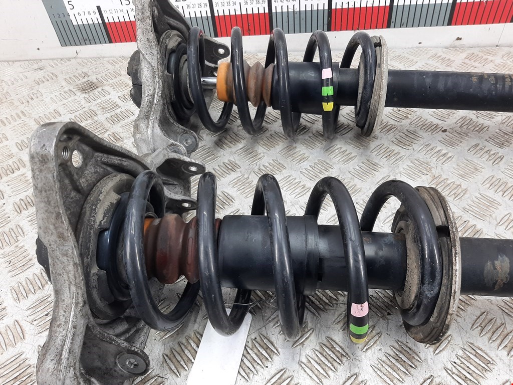 Амортизатор передний левый AUDI A4 B6 2001-2005