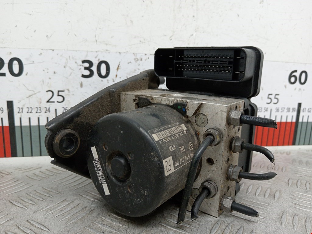 Блок ABS (насос) VOLKSWAGEN Golf V 2003-2009