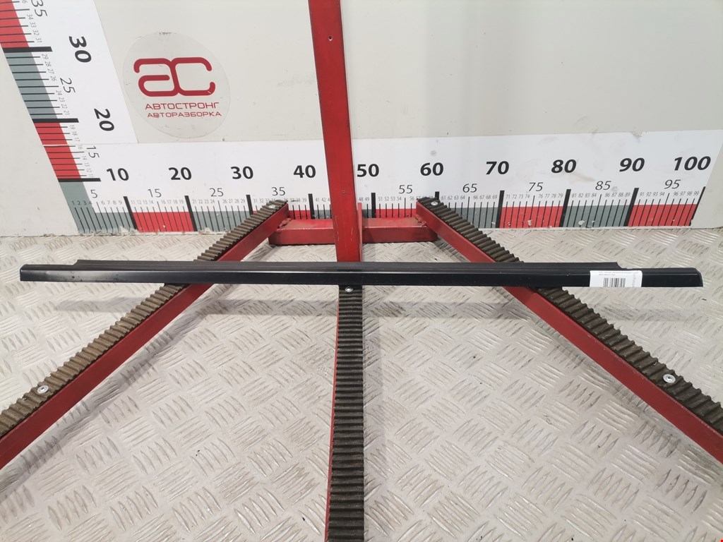 Накладка декоративная (молдинг) стекла двери задней левой Mitsubishi Space_Star 1 (1998-2005)