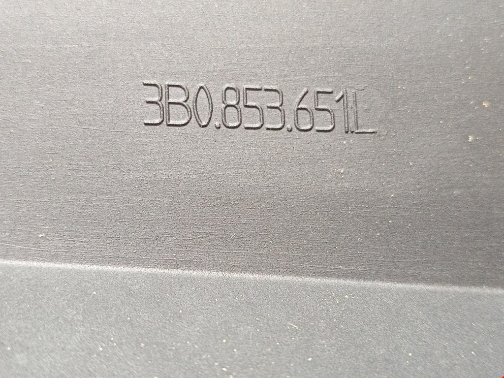 Решетка радиатора VOLKSWAGEN Passat B5 1997-2005