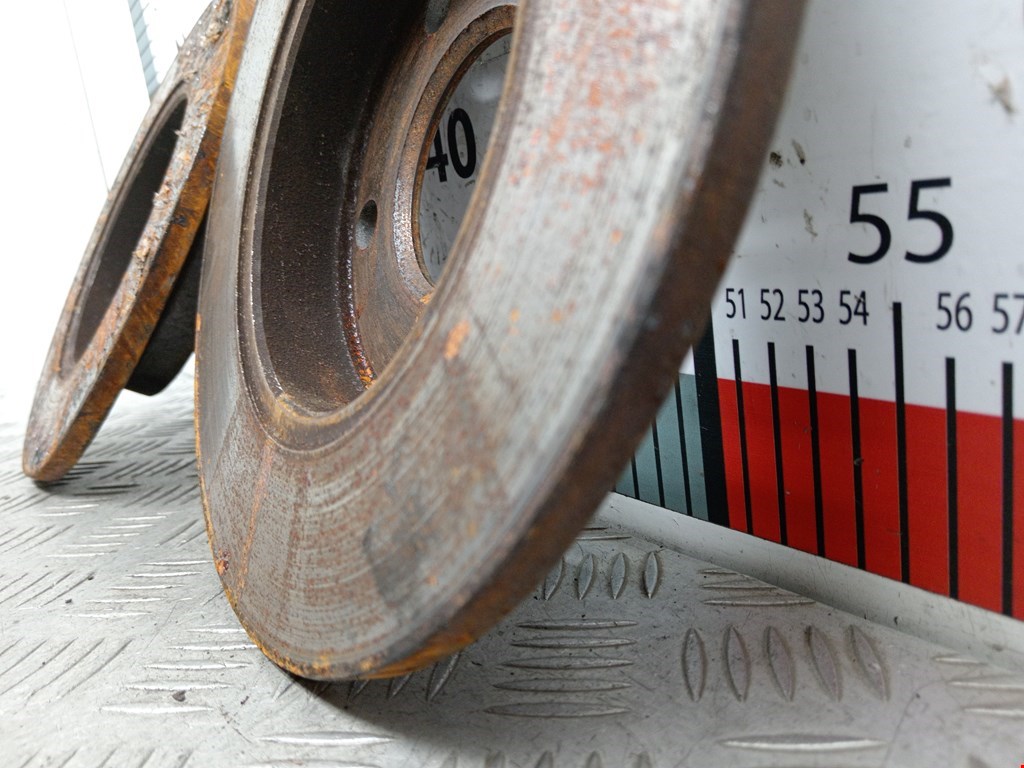 Диск тормозной задний AUDI A4 B6 2001-2005