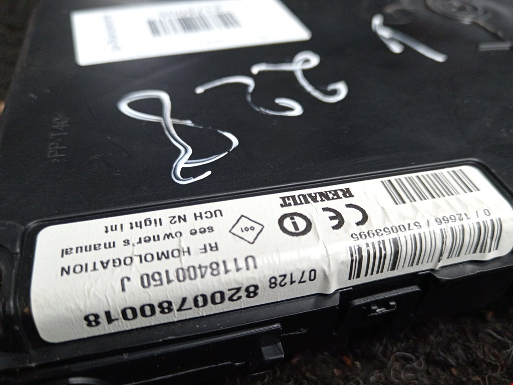 Блок комфорта RENAULT Scenic II 2003-2010