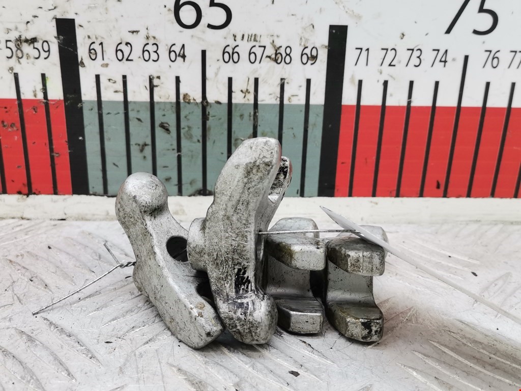 Кронштейн форсунки OPEL Astra H/Family 2004-2015