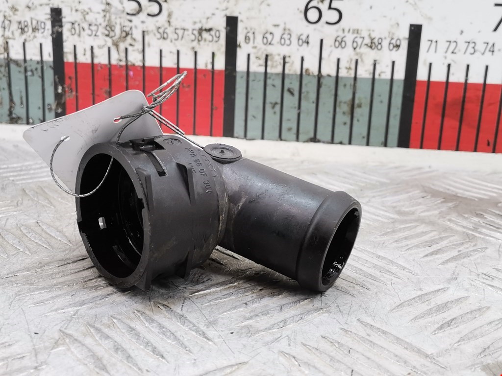 Тройник системы охлаждения VOLKSWAGEN Golf V 2003-2009