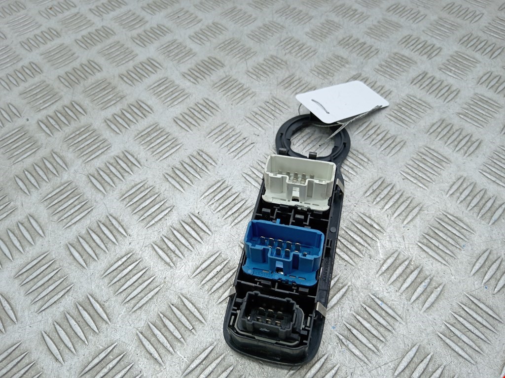 Блок управления стеклоподъемниками RENAULT Modus 2004-2012