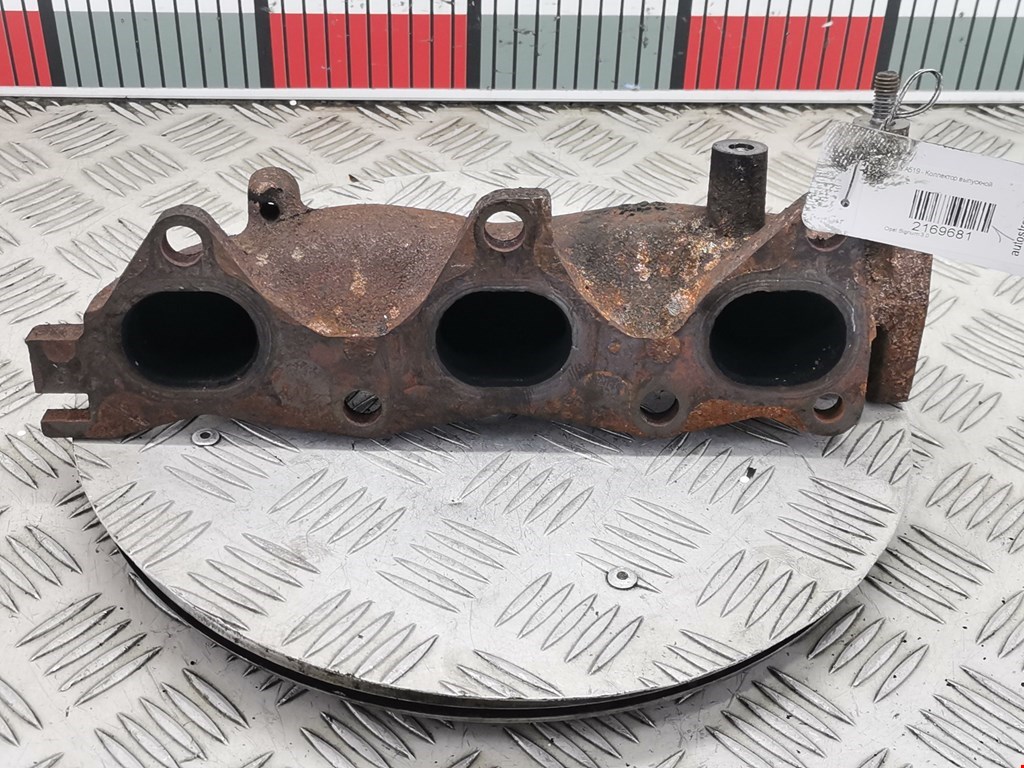 Коллектор выпускной OPEL Signum 2003-2008