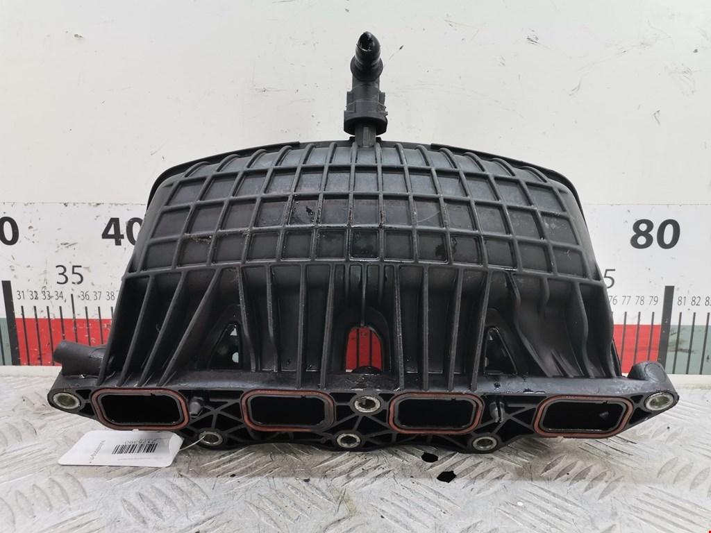 Коллектор впускной VOLKSWAGEN Golf V 2003-2009