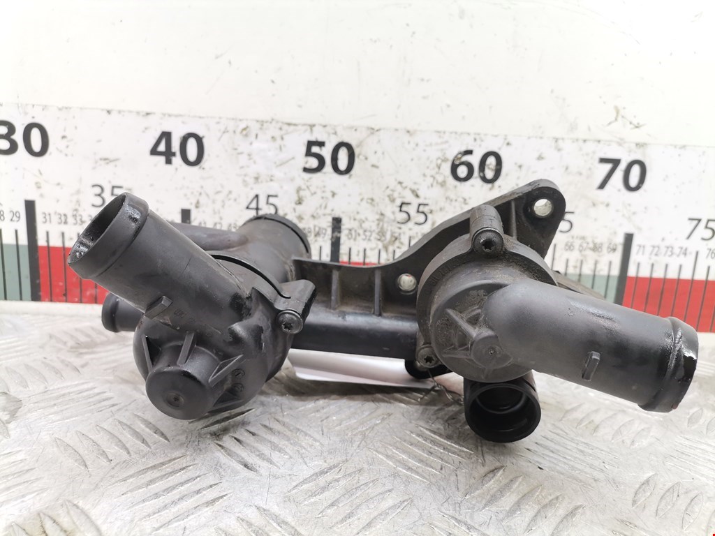 Корпус термостата VOLKSWAGEN Golf V 2003-2009