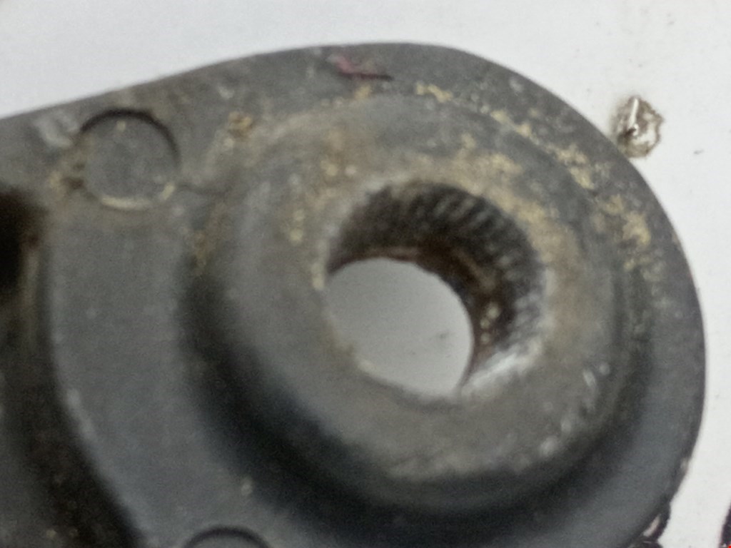 Поводок дворников передний левый/ правый AUDI A6 C5 1997-2004