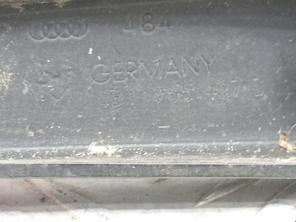 Поводок дворников передний левый/ правый AUDI A6 C5 1997-2004