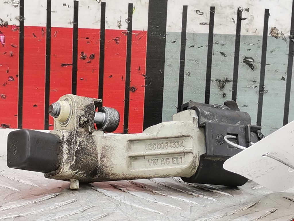 Датчик положения коленвала VOLKSWAGEN Golf V 2003-2009