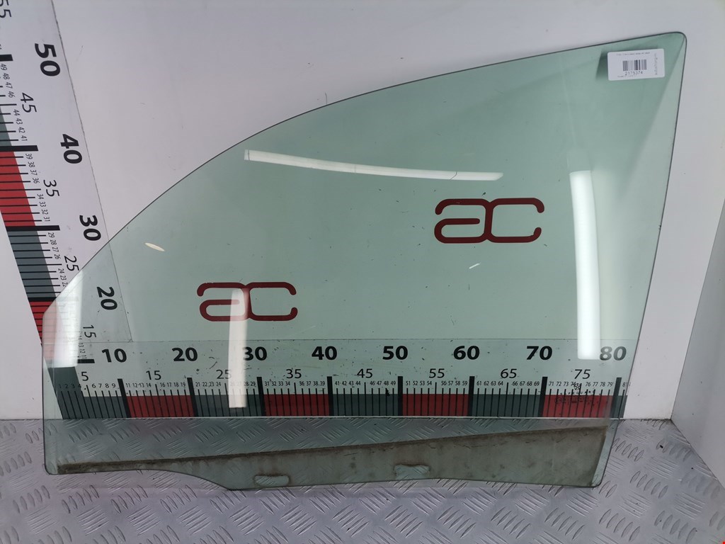 Стекло двери переднее левое CHRYSLER PT Cruser 2000-2010