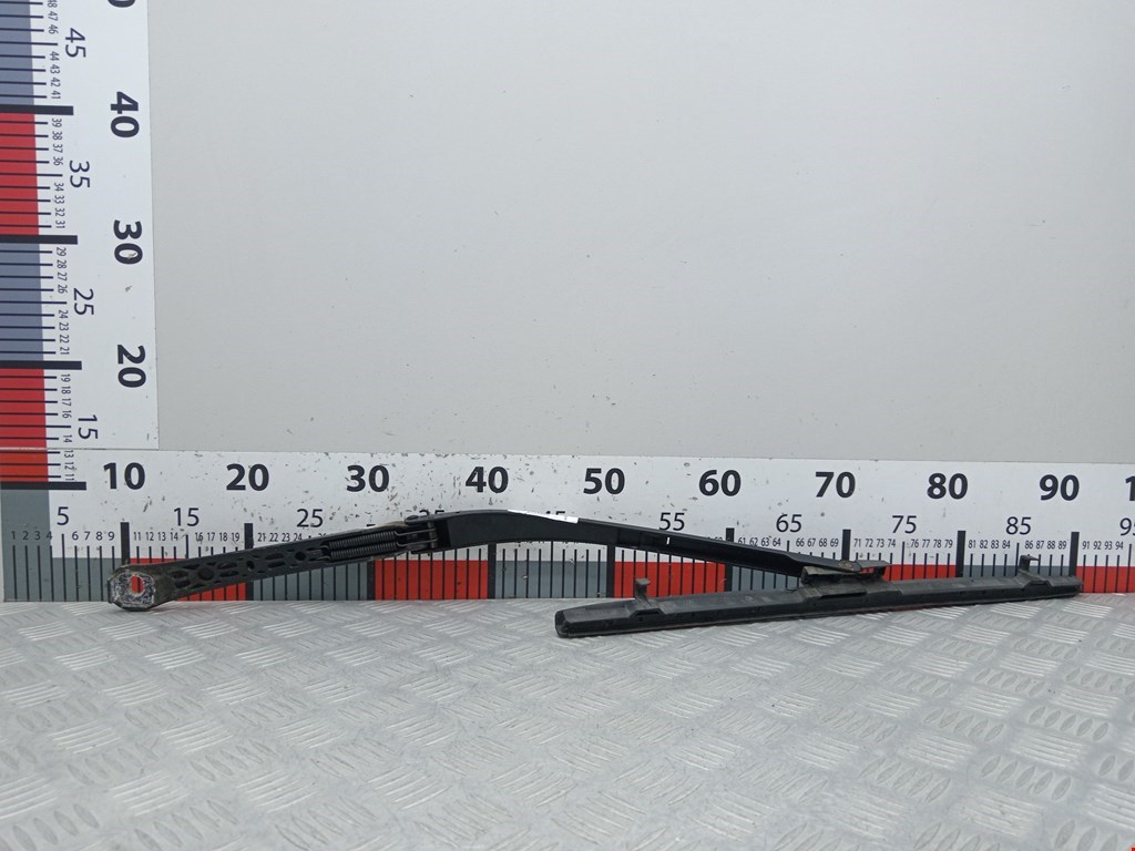 Поводок дворников передний левый/ правый BMW 5er 5 серия E39 1995-2004