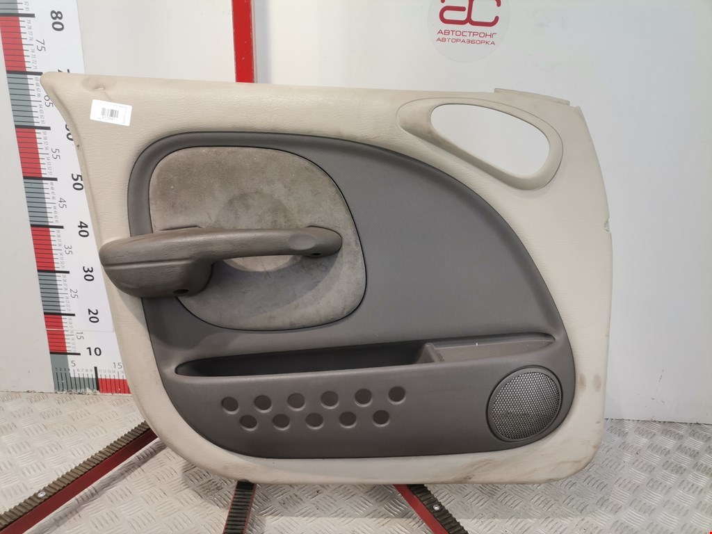 Обшивка двери передняя левая CHRYSLER PT Cruser 2000-2010