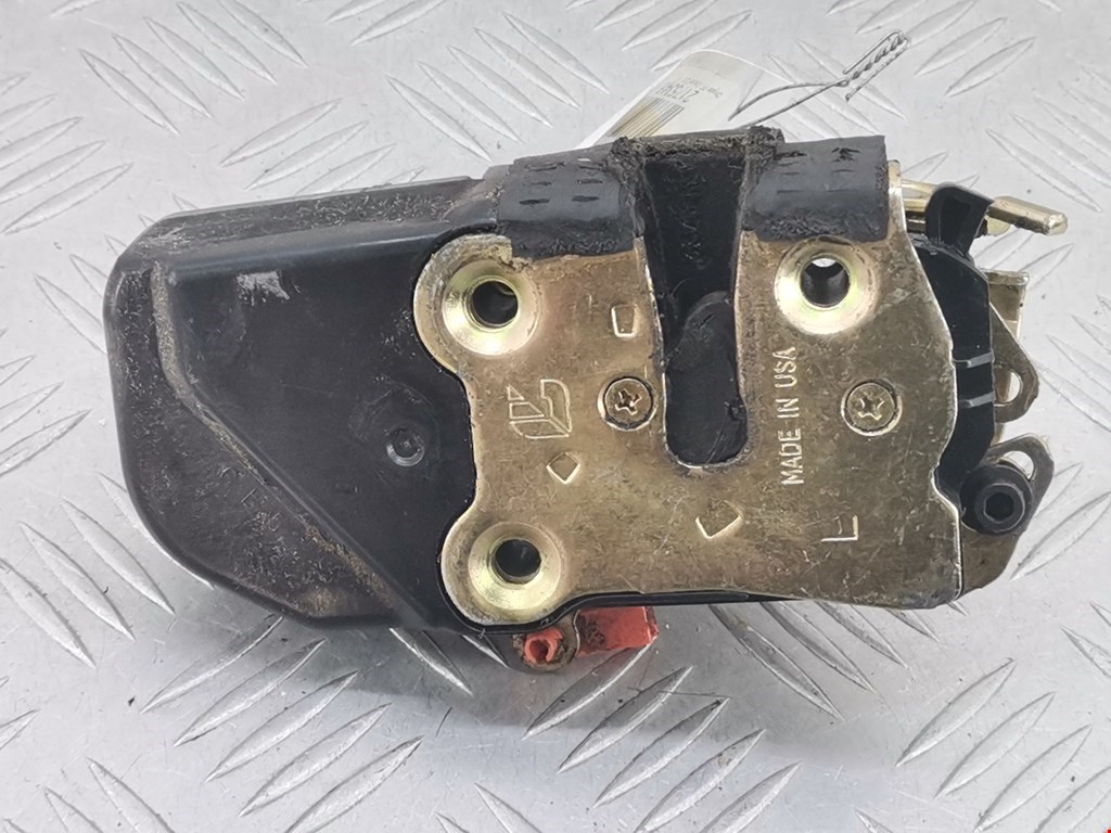 Замок двери передней левой CHRYSLER PT Cruser 2000-2010