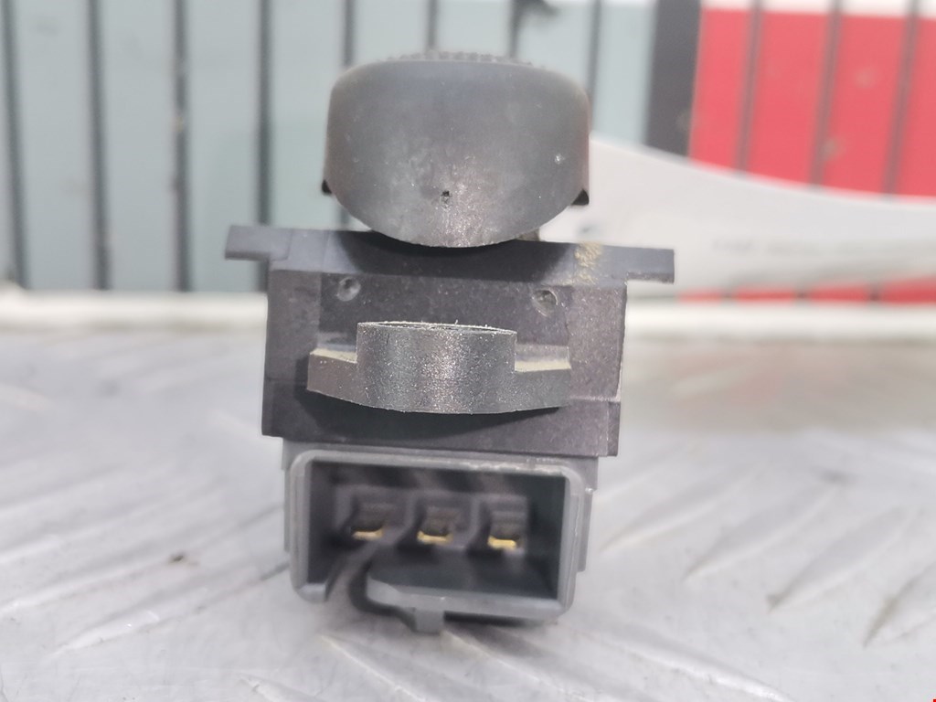 Кнопка стеклоподъемника CHRYSLER PT Cruser 2000-2010
