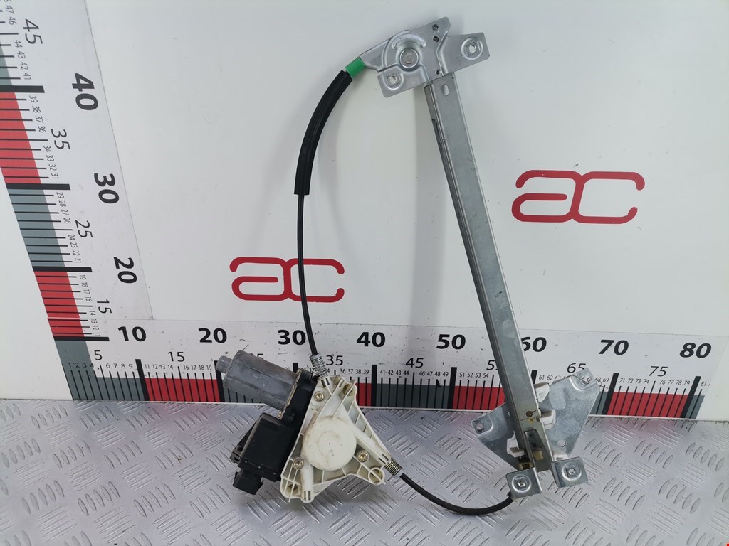 Стеклоподъемник задний правый MITSUBISHI Space Star 1999-2006