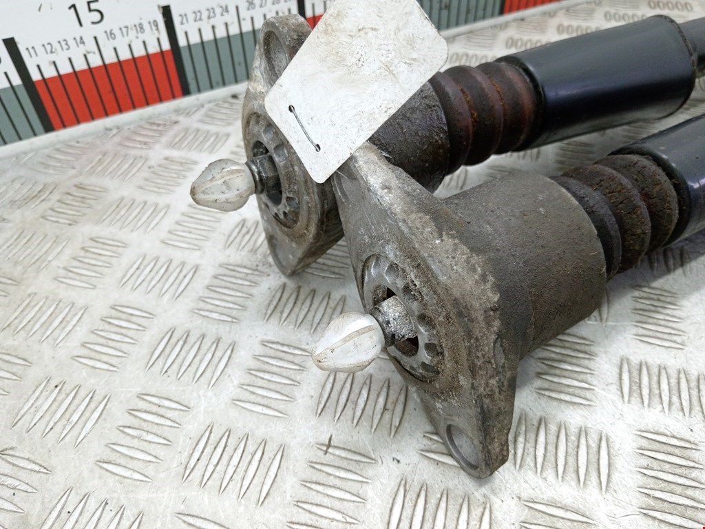 Амортизатор задний левый VOLKSWAGEN Passat B5 1997-2005