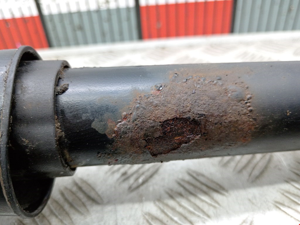 Амортизатор задний левый VOLKSWAGEN Passat B5 1997-2005