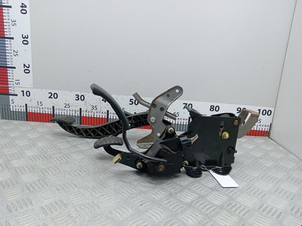 Блок педалей (педальный узел) RENAULT Megane II 2002-2009