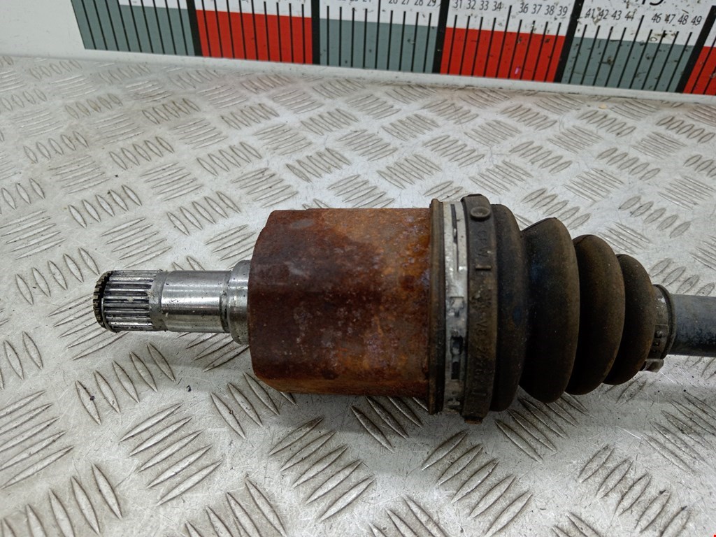 Полуось (привод, приводной вал) передняя правая HONDA Civic 2001-2005