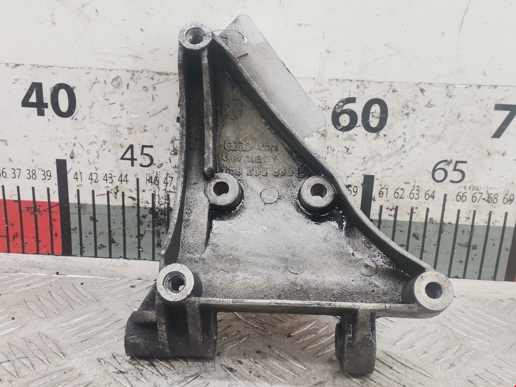 Кронштейн кондиционера AUDI A6 C5 1997-2004