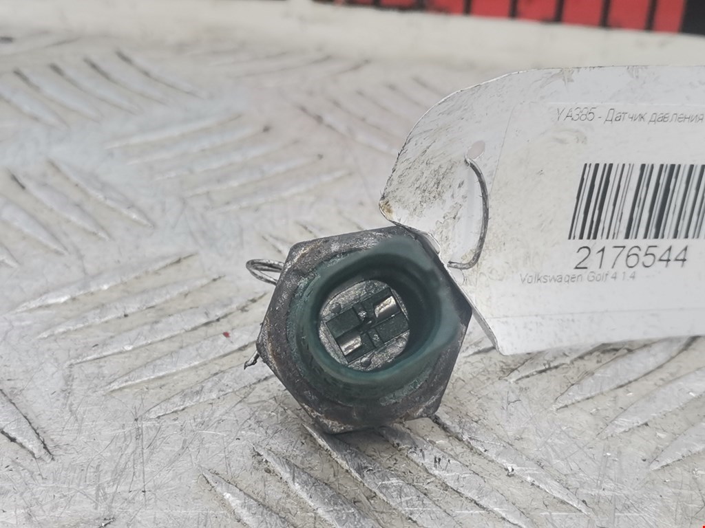 Датчик давления масла VOLKSWAGEN Golf IV 1997-2003