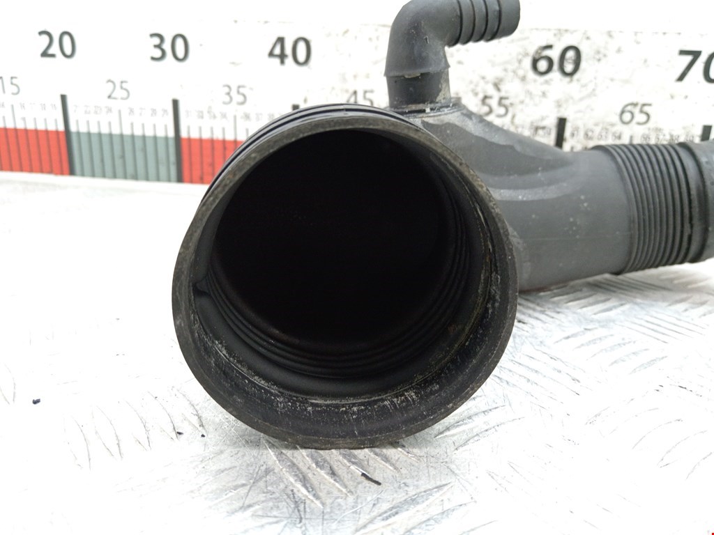 Патрубок воздушного фильтра OPEL Omega B 1994-2004