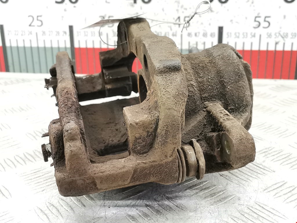 Суппорт передний левый CITROEN Xsara 1997-2000