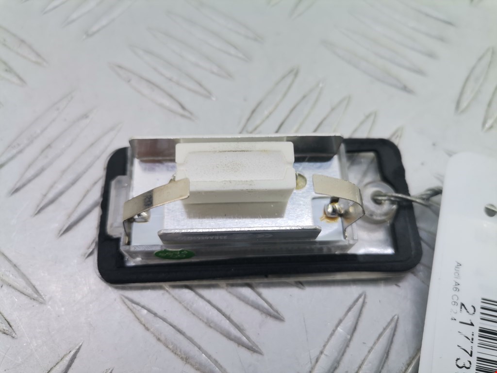 Фонарь подсветки номера AUDI A6 C6 2004-2010