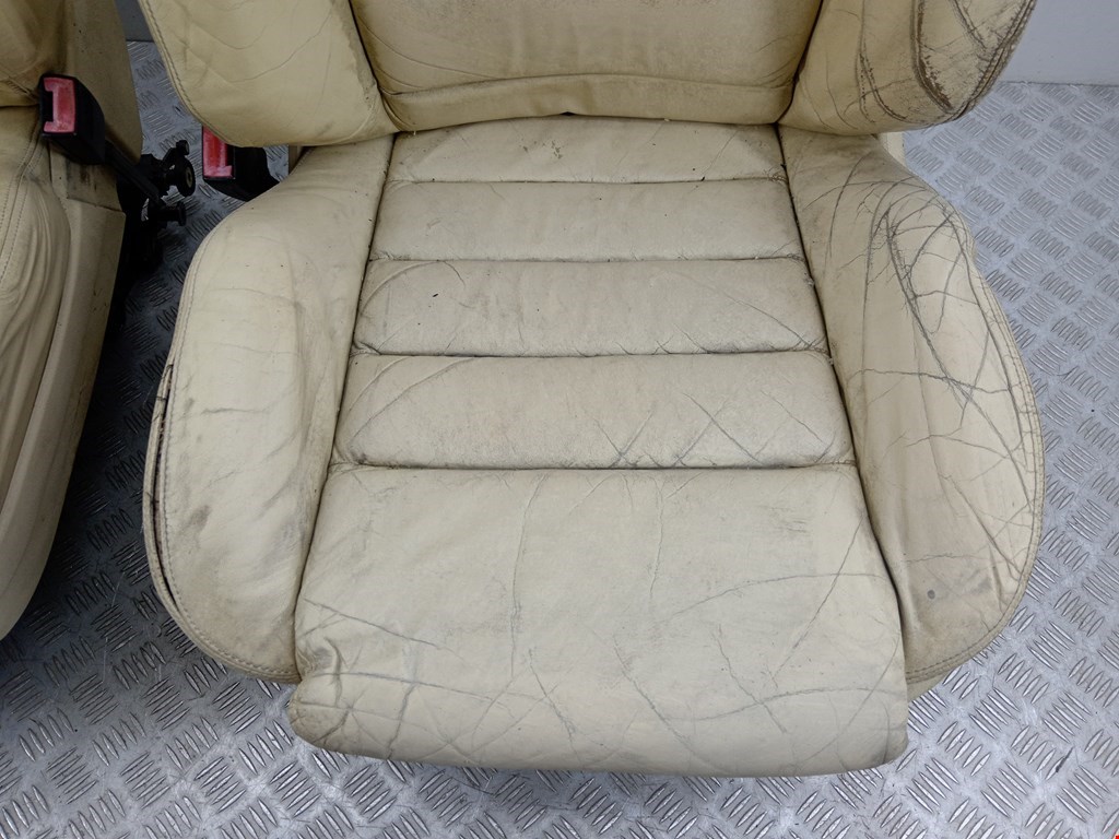 Комплект (К-кт) сидений AUDI A6 C5 1997-2004