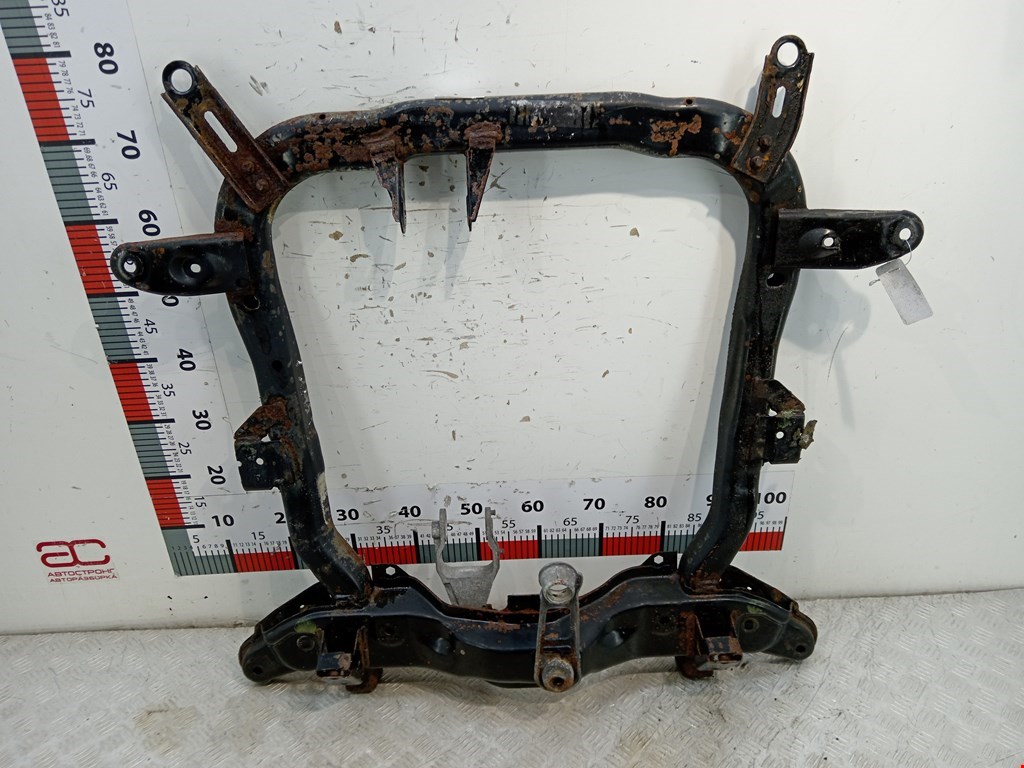 Балка передняя подрамник Opel Tigra 2 (2004-2009)