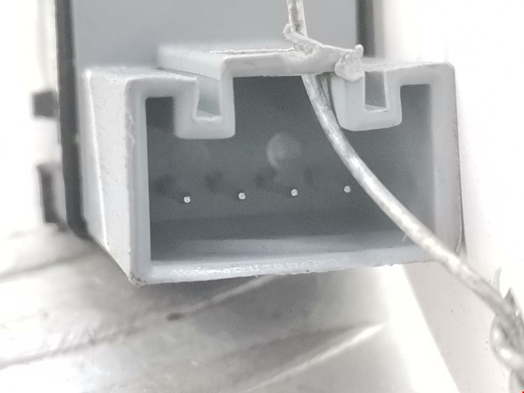 Кнопка стеклоподъемника VOLKSWAGEN Golf V 2003-2009