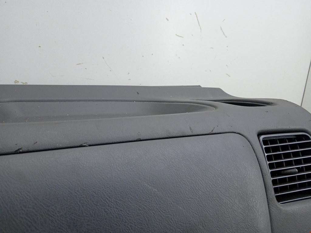 Торпедо MITSUBISHI Space Star 1999-2006