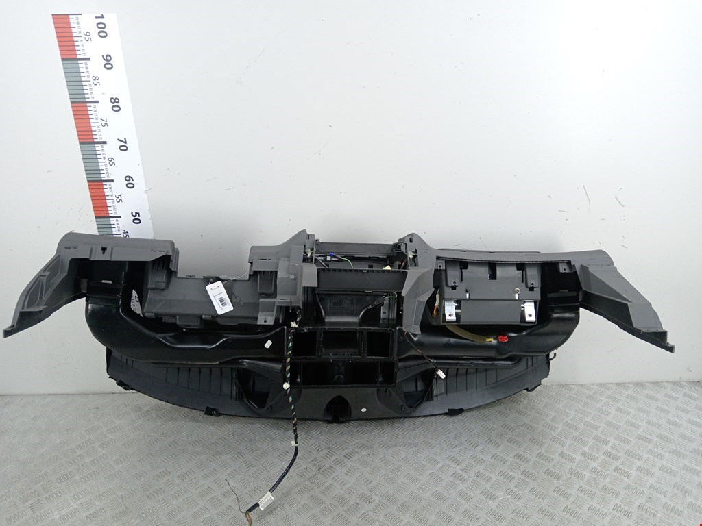 Торпедо MITSUBISHI Space Star 1999-2006