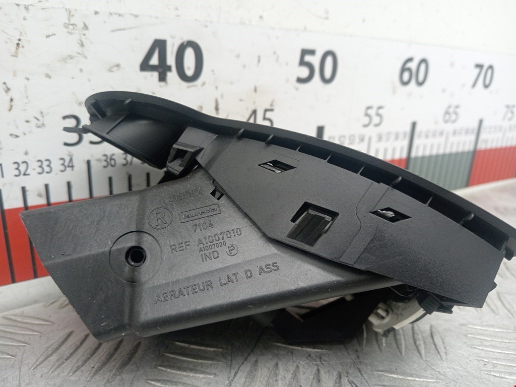 Дефлектор воздушный RENAULT Megane II 2002-2009