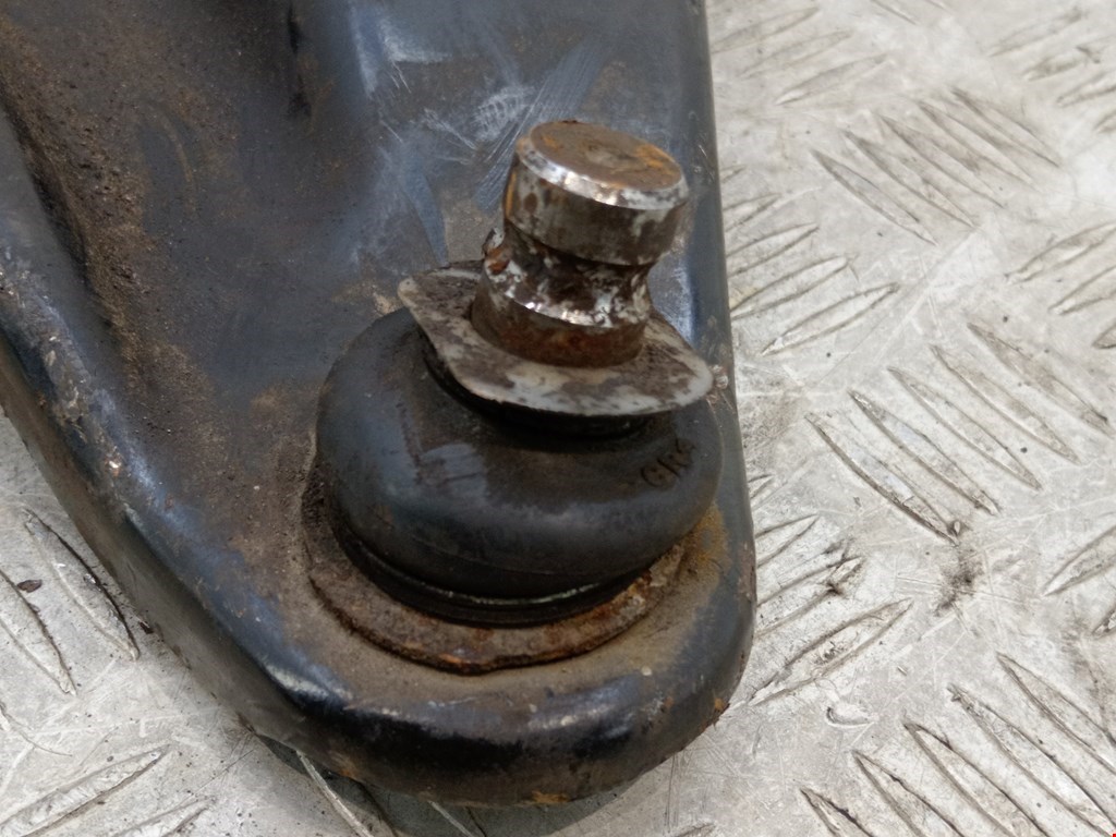 Рычаг передний левый RENAULT Logan 2005-2014