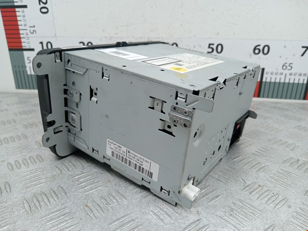 Магнитола VOLKSWAGEN Golf V 2003-2009