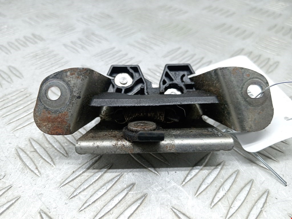 Замок багажника (крышки двери) TOYOTA Aygo AB10 2005-2014