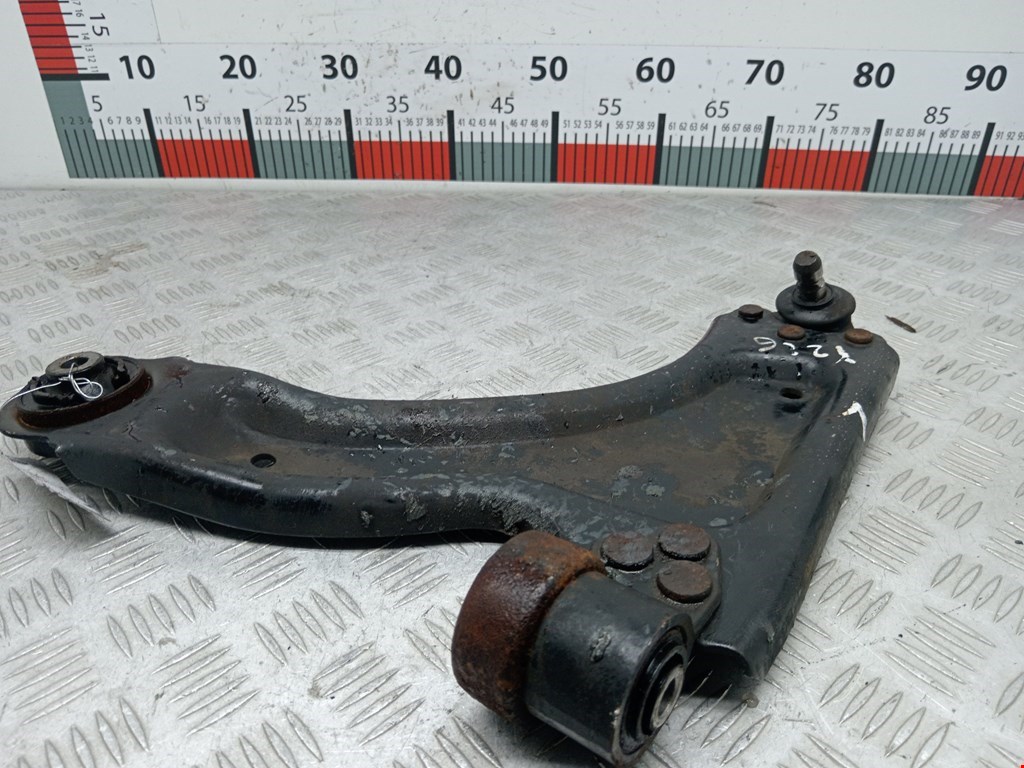 Рычаг передний левый OPEL Tigra B 2004-2009