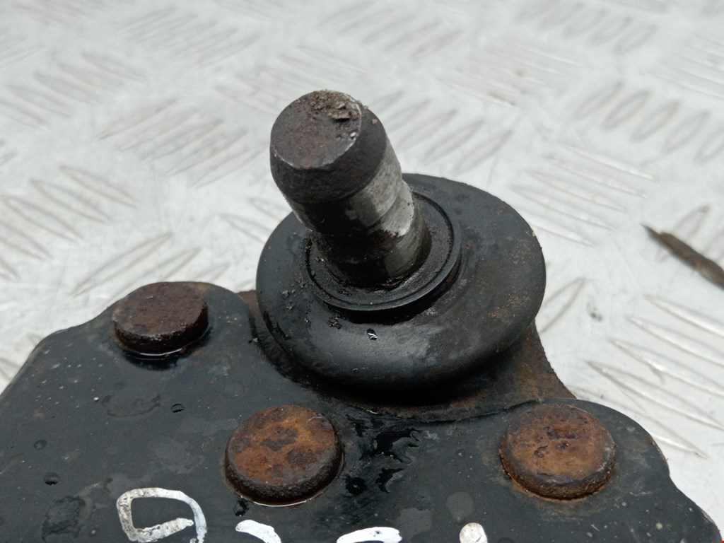 Рычаг передний левый OPEL Tigra B 2004-2009