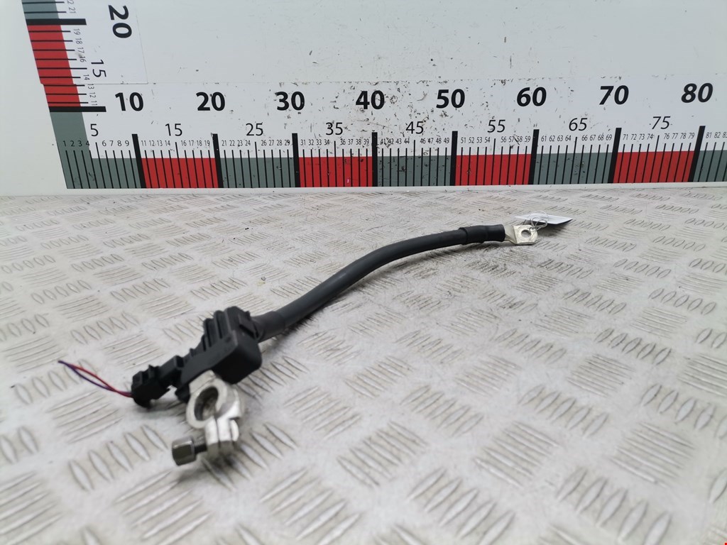 Клемма аккумулятора (минус) - AUDI A4 B8 2007-2015