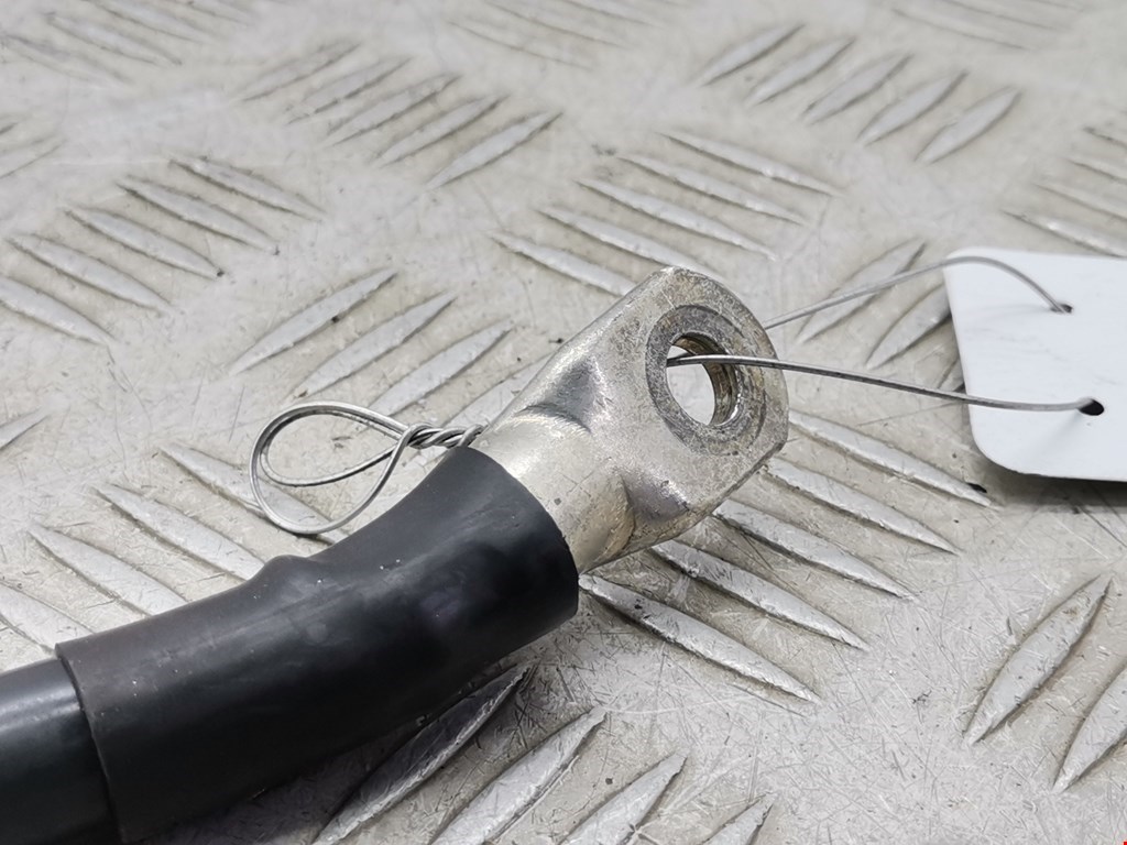 Клемма аккумулятора (минус) - AUDI A4 B8 2007-2015