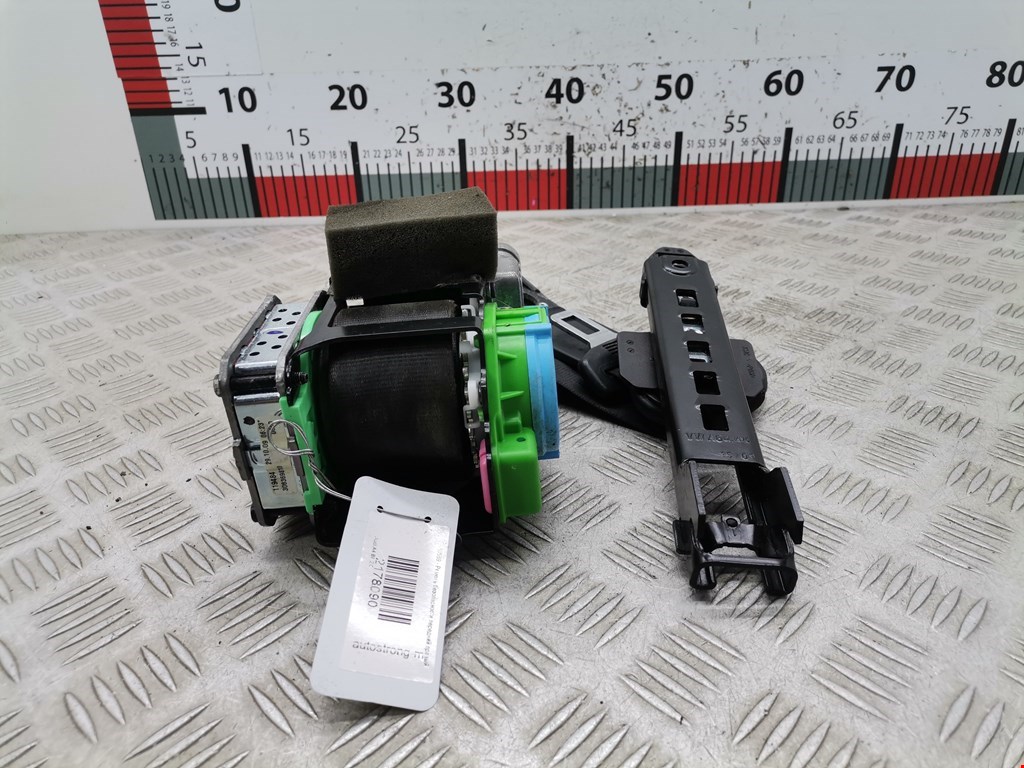 Ремень безопасности передний правый AUDI A4 B8 2007-2015