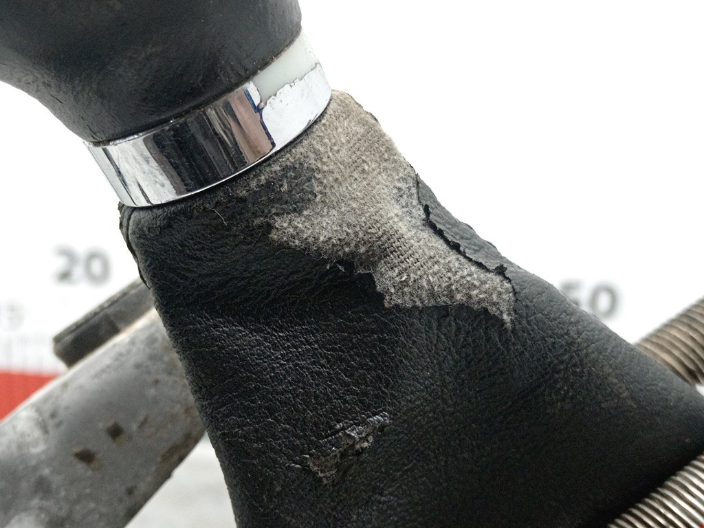 Кулиса (селектор) АКПП/МКПП в салоне VOLKSWAGEN Passat B6 2005-2011