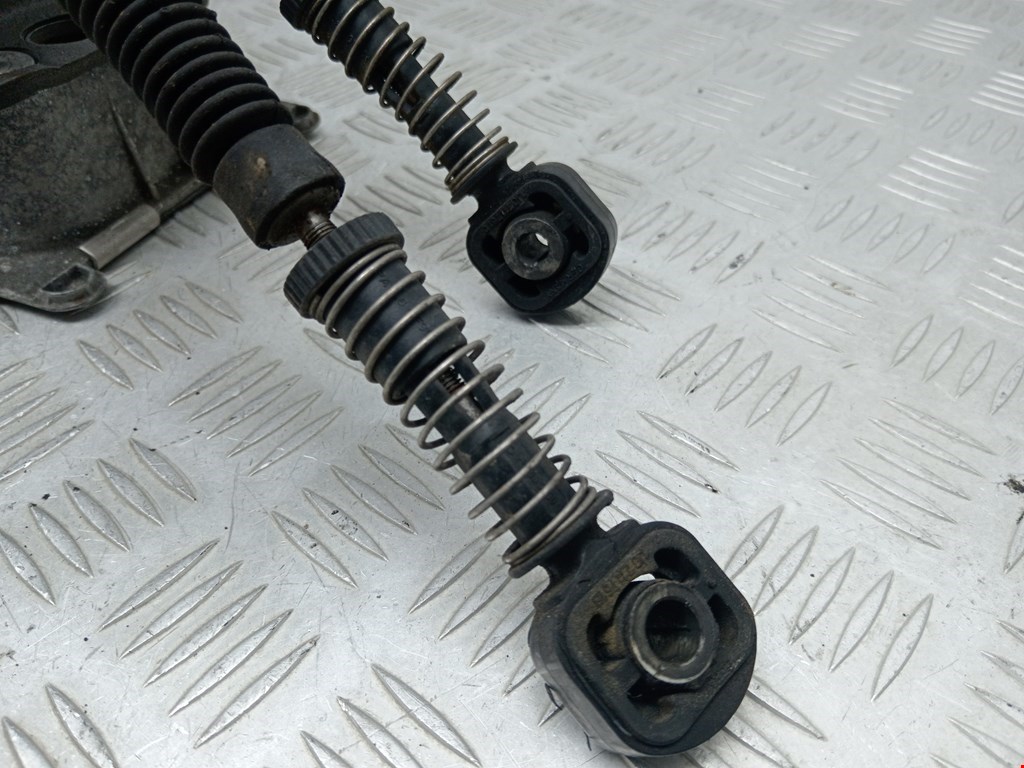 Кулиса (селектор) АКПП/МКПП в салоне VOLKSWAGEN Passat B6 2005-2011