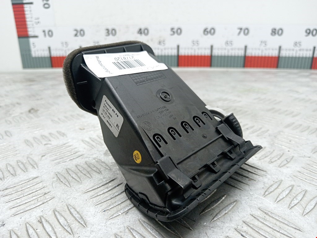 Дефлектор воздушный VOLKSWAGEN Passat B6 2005-2011