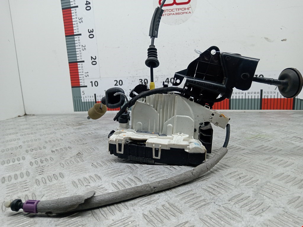 Замок двери передней правой MERCEDES-BENZ C-Class C-klasse W204 2007-2015