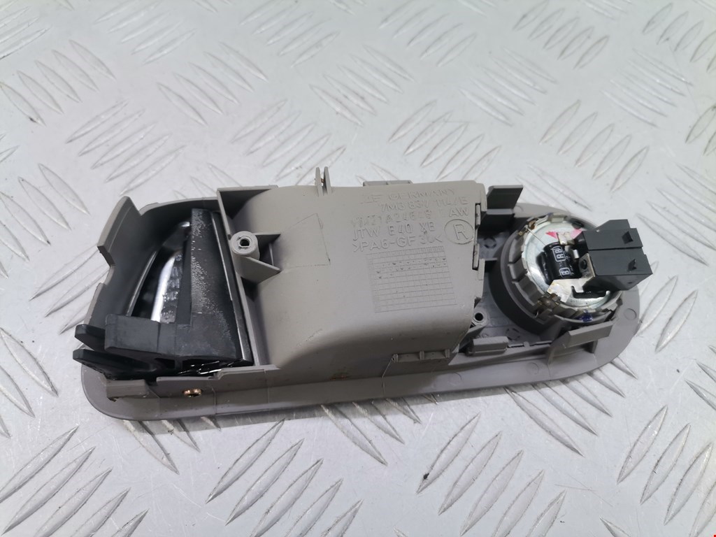 Ручка дверная задняя внутренняя правая VOLKSWAGEN Sharan 1995-2010